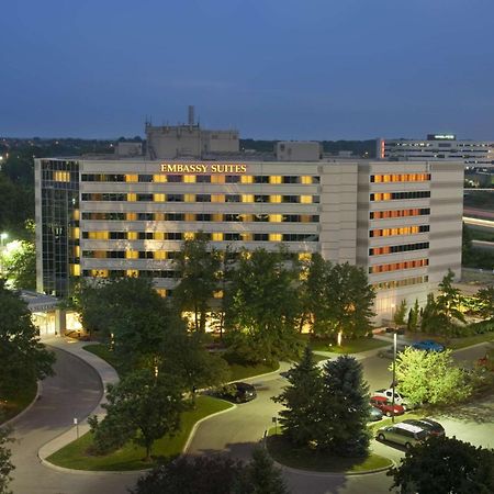 Embassy Suites By Hilton Detroit Troy Auburn Hills Exterior foto